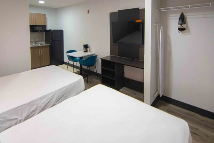 Studio 6 Extended Stay - West Palm Beach, FL