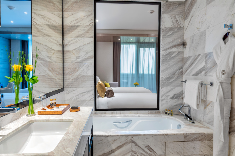 Taj Jumeirah Lakes Towers photo 15