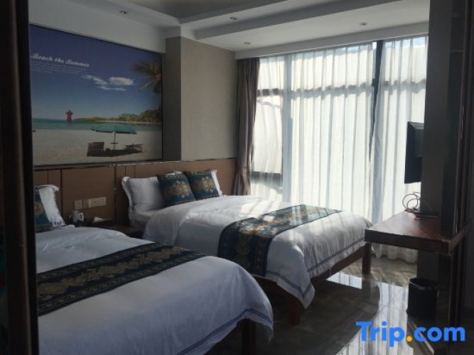 Deluxe Quadruple room with sea view