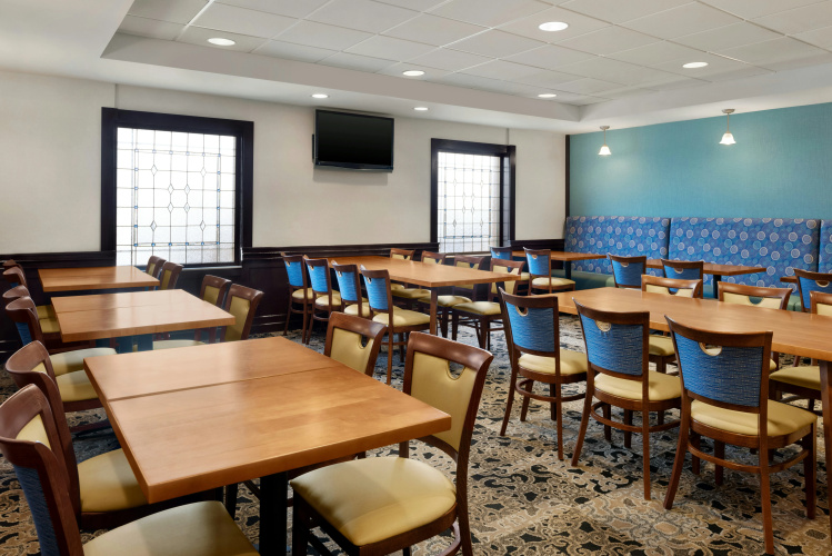 Inn At St. Mary's Hotel & Suites photo 18