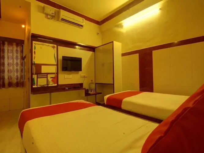 K R K Residency By OYO Rooms