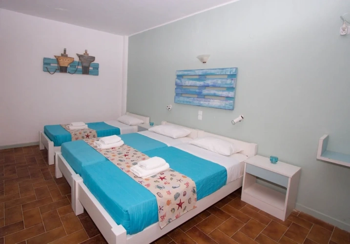 Standard Triple room with balcony