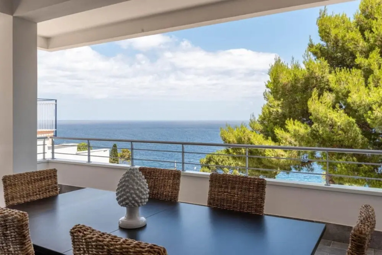 Addisio Seafront Villa by Wonderful Italy