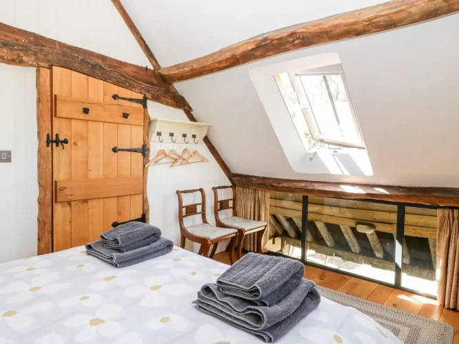 Tinkley Cottage