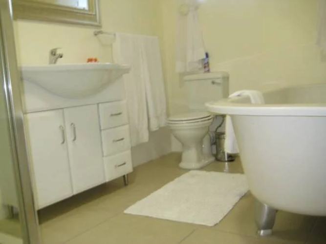 One Toman Guest House