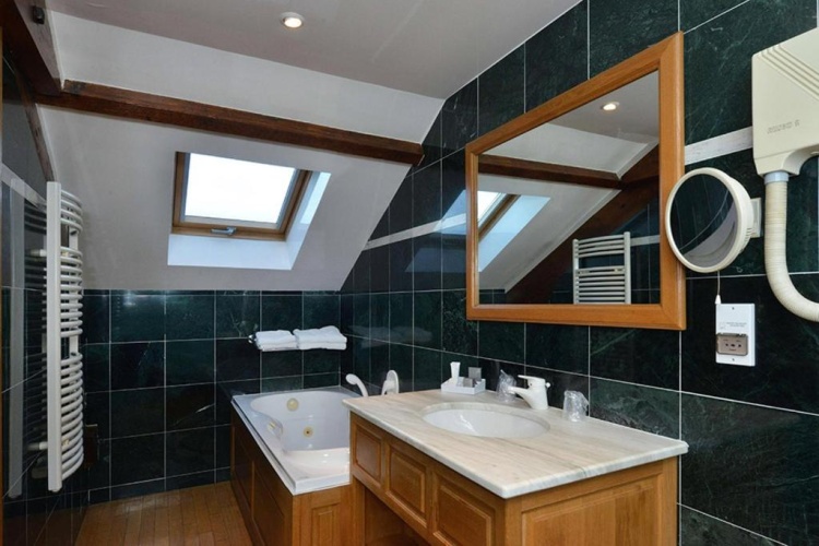 Deluxe room
