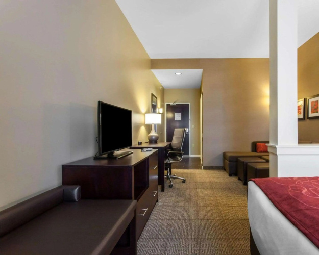 Comfort Suites Youngstown North