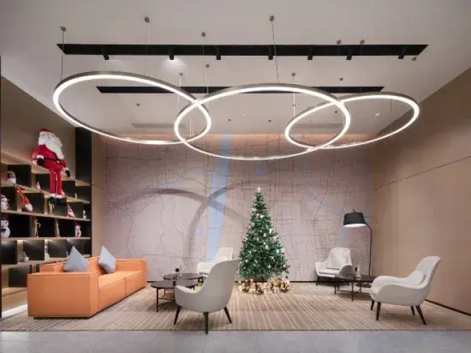 Eye Hotel