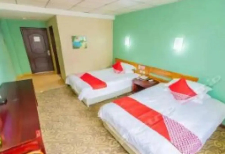 Luoya Fengqing Hotel