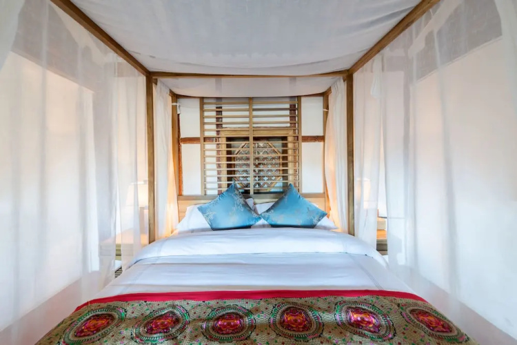 Dali Old Courtyard Boutique Inn