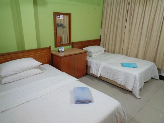 Hotel Yes