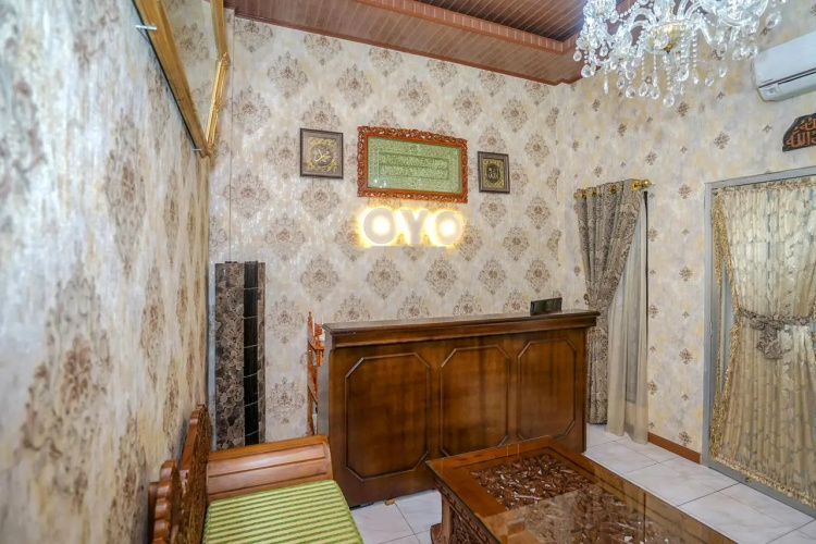 OYO 341 Al Barokah