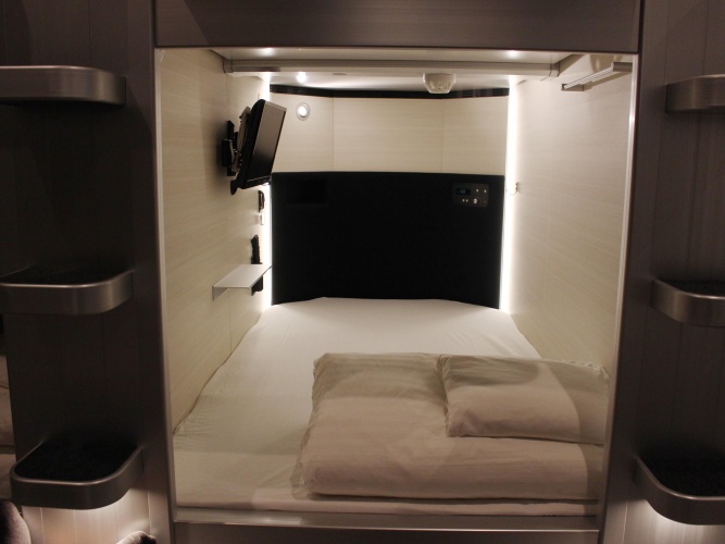 Standard female Capsule