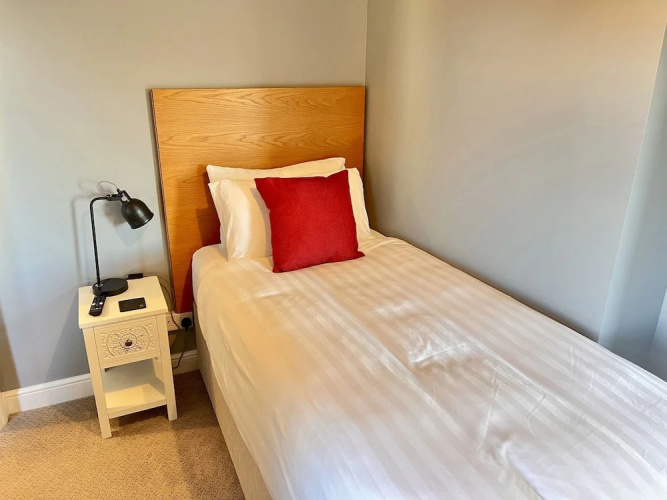 HK Rooms - Self Catering Serviced Rooms