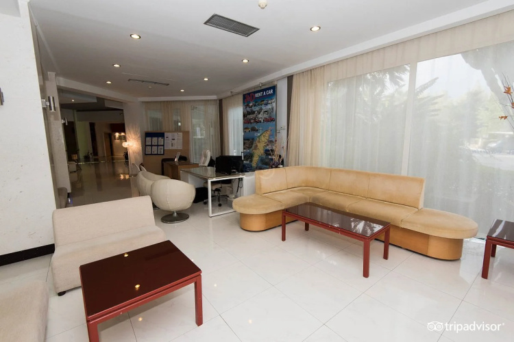 Cathrin Hotel