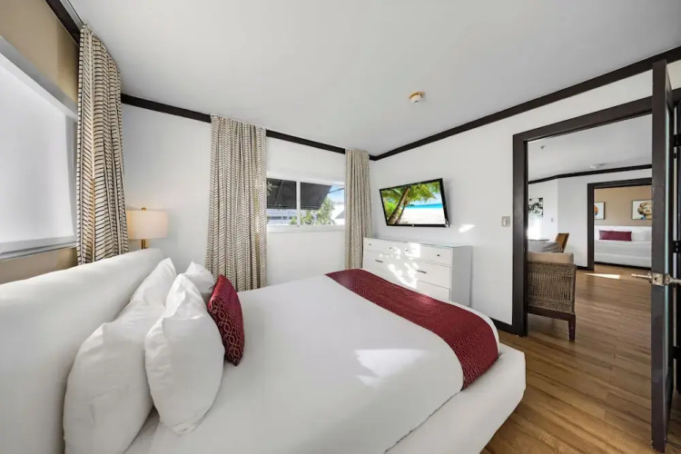 The Coastal Retreat