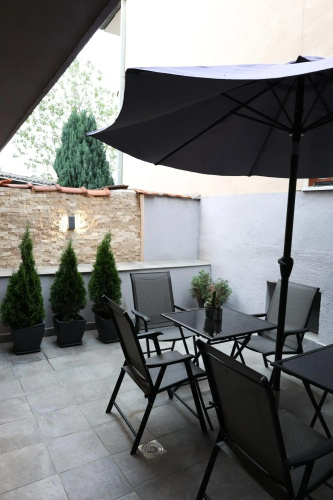 ZARO Apartments