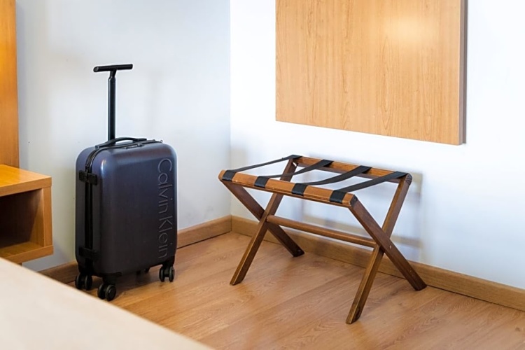 Standard Twin room with balcony