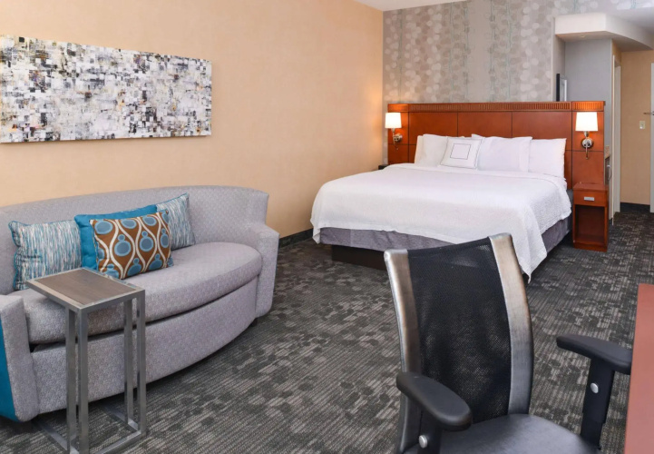 Courtyard by Marriott Pittsburgh Monroeville
