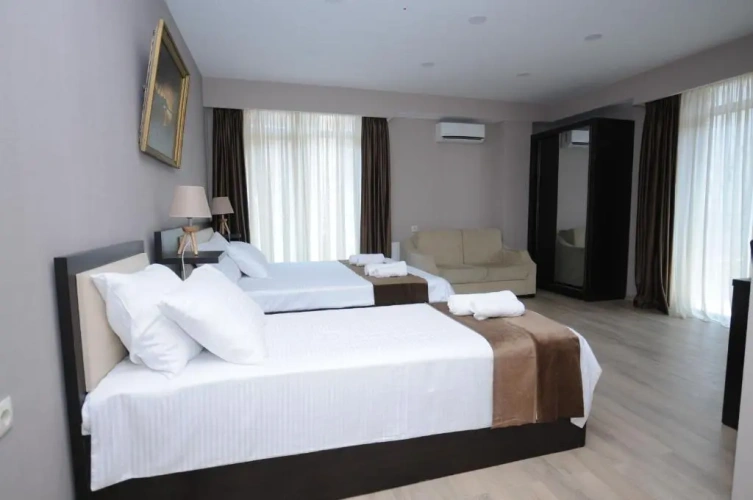 Standard Quadruple room