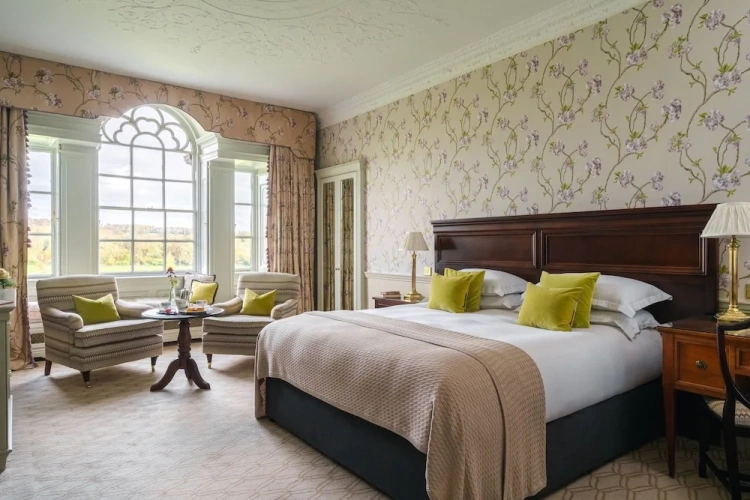 Executive Manor House Double room with river view