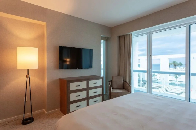Charming Beachfront Condo With Large Balcony