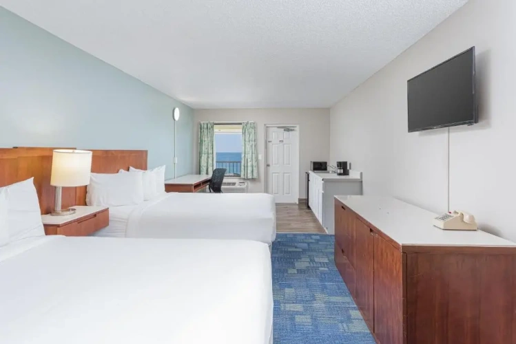 Deluxe Double room with balcony and with sea view