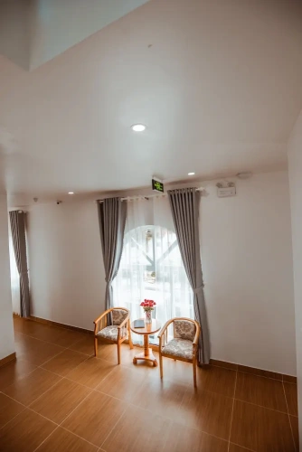 Standard Quadruple Family room