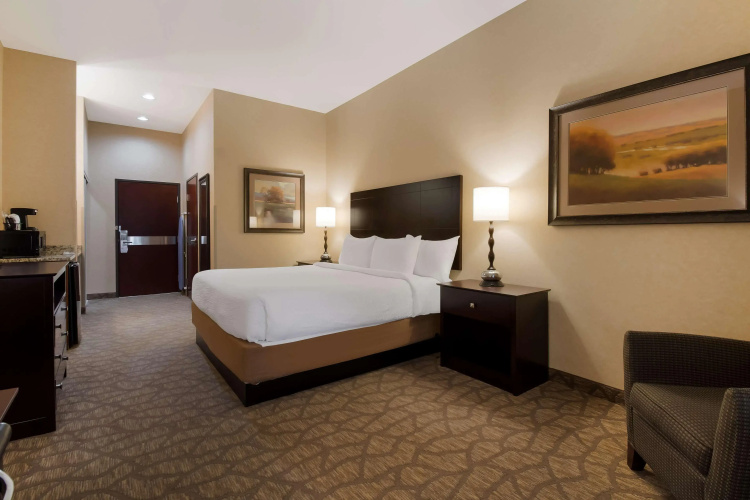 Best Western University Inn & Suites