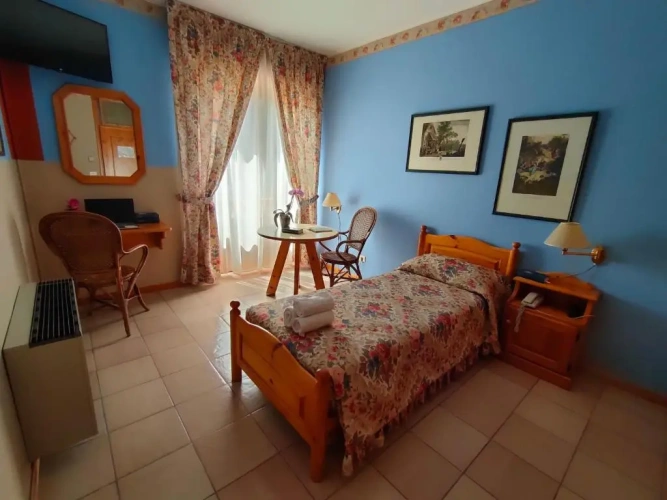 Standard Single room