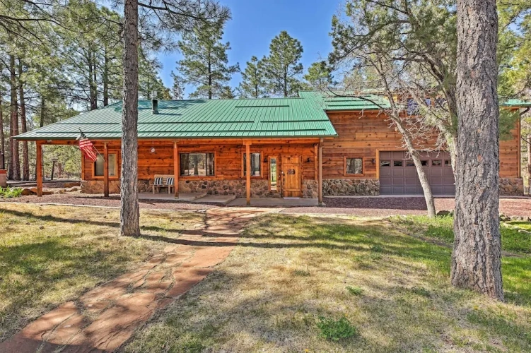 3 Bedrooms Cottage with balcony