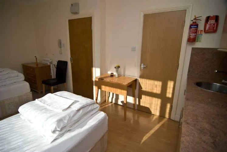 Gloucester Hotel