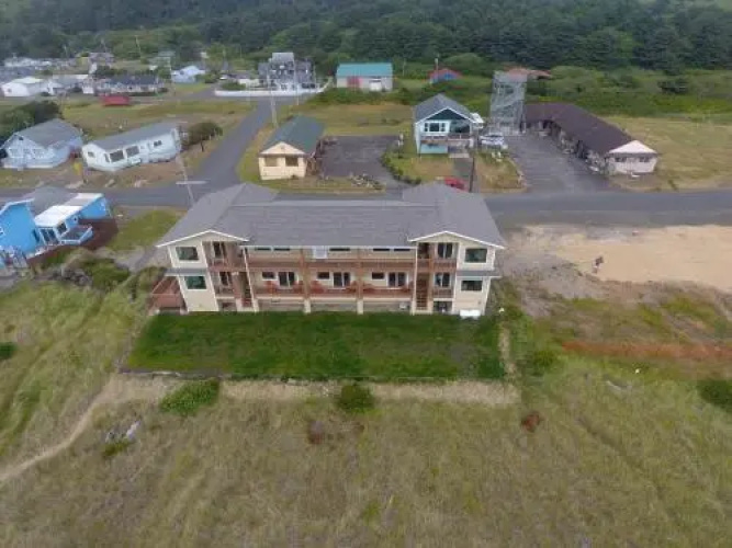 Moonstone Beach Motel