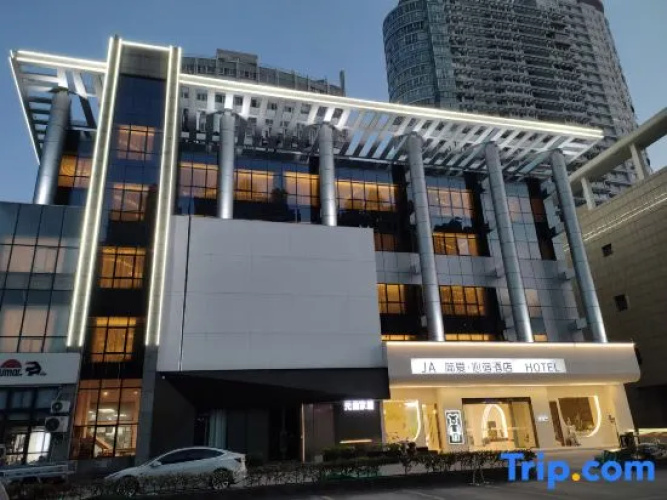 Ja Hotel