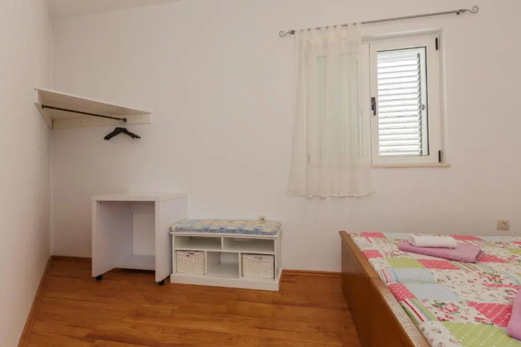 Apartments Rogulj