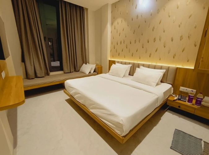 Standard Triple room