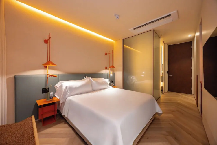 The Cut Hotel by MOME