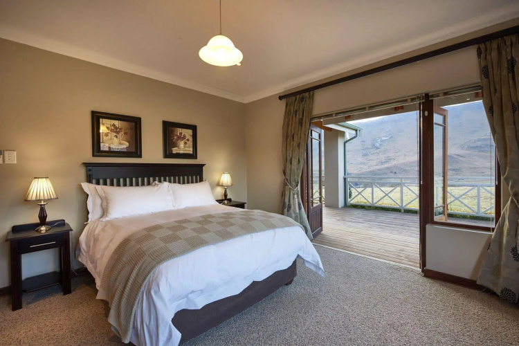 Dynasty Red Mountain Ranch
