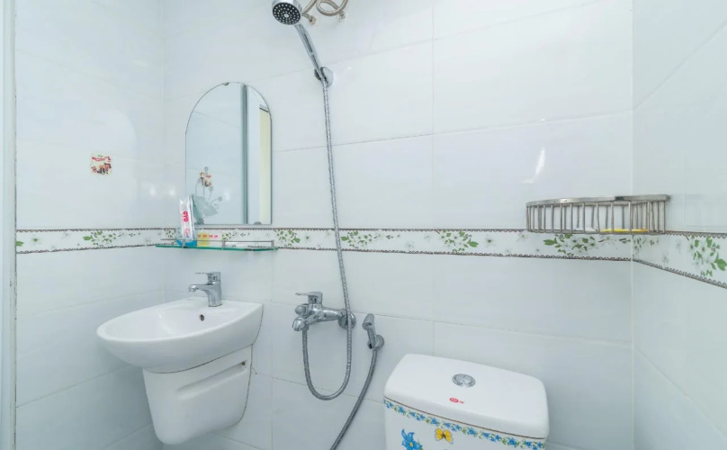 Quoc Vinh Hotel & Apartment