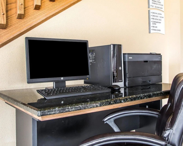 Quality Inn Peoria Area
