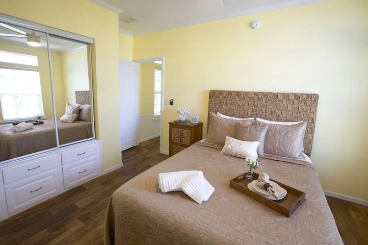 2 Bedrooms Cottage