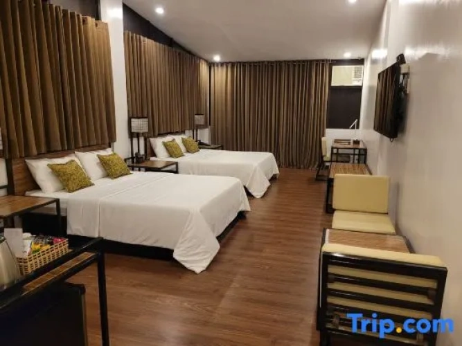 Premium Triple room