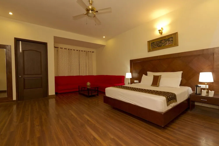 Treebo Kapalin Resorts With Mountain View