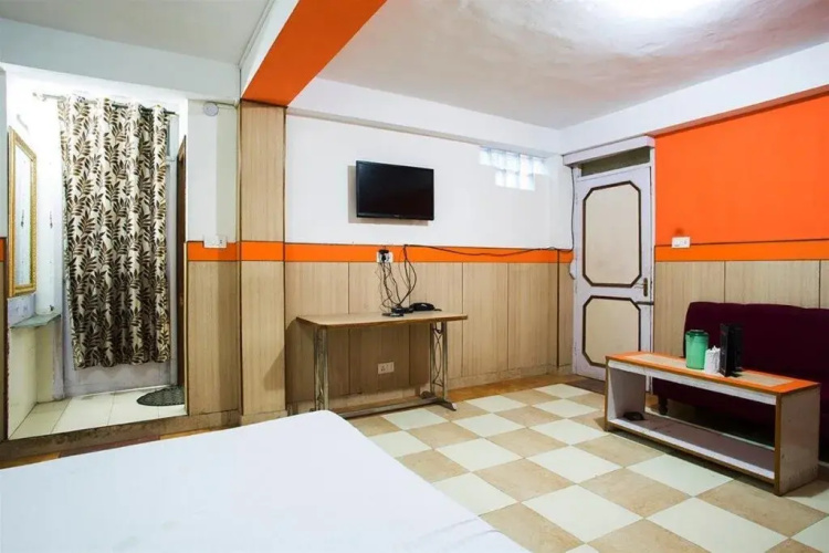 Hotel Satkaar