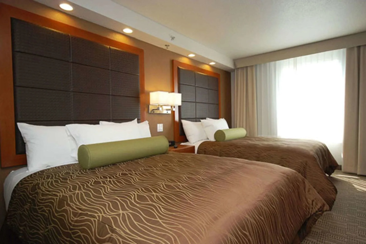 Home Inn & Suites Regina East