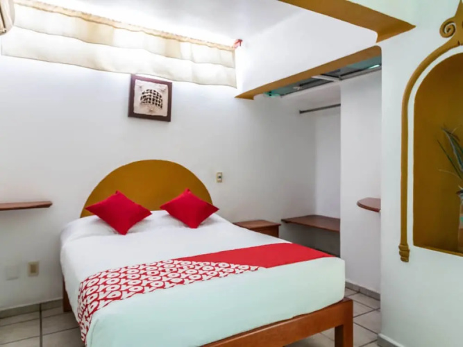 OYO Hotel Galeon