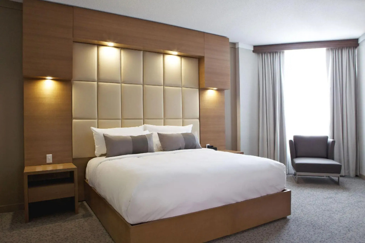 Grey Eagle Resort