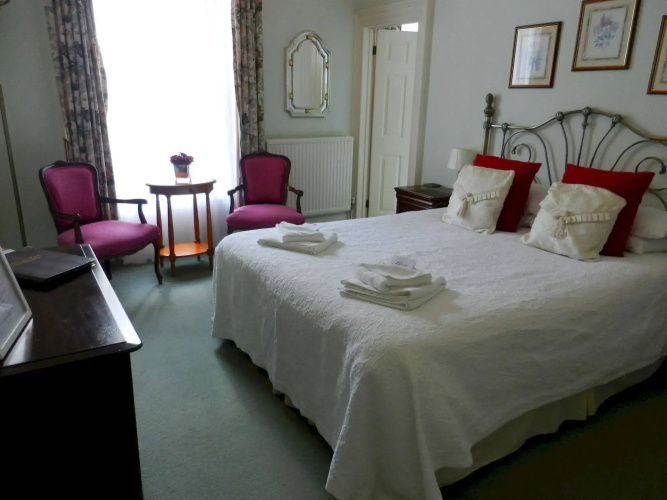 Brocks Guest House