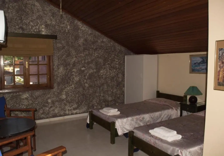 1 Bedroom Apartment with mountain view