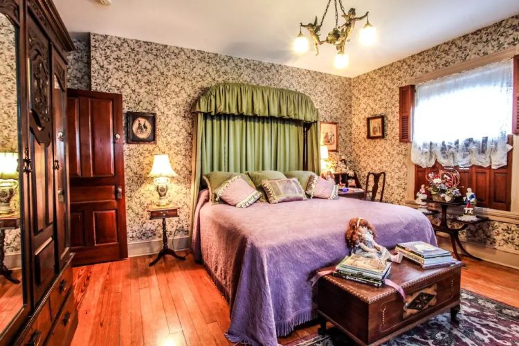 Hollerstown Hill B&B
